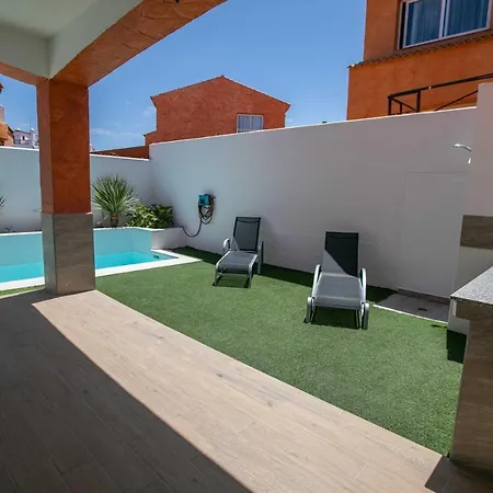 La Maison D'esther Villa *