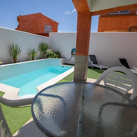 Casa Esther Villa