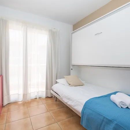 Casa Esther Villa